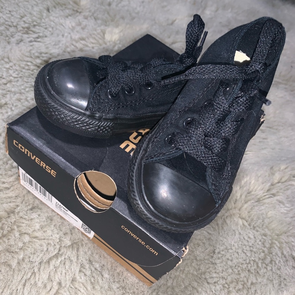 Black Converse